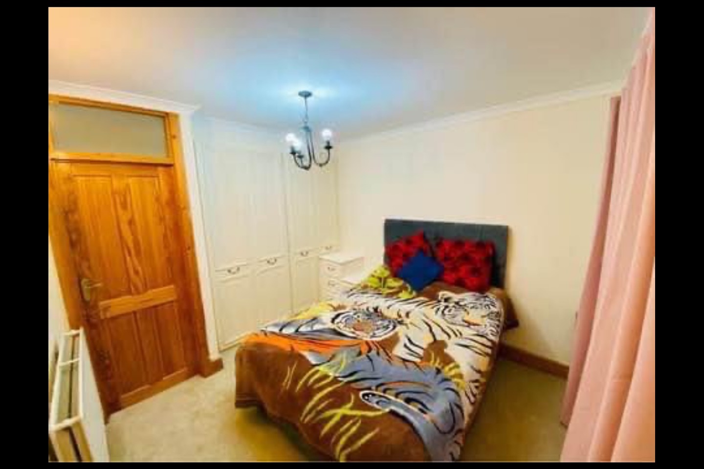 Feltham Room in a Shared House, Cassiobury Avenue, TW14 To Rent Now