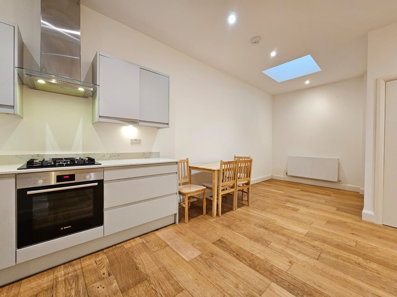 London 2 Bed Flat, Hornsey Road, N19 To Rent Now for £2,250.00 p/m