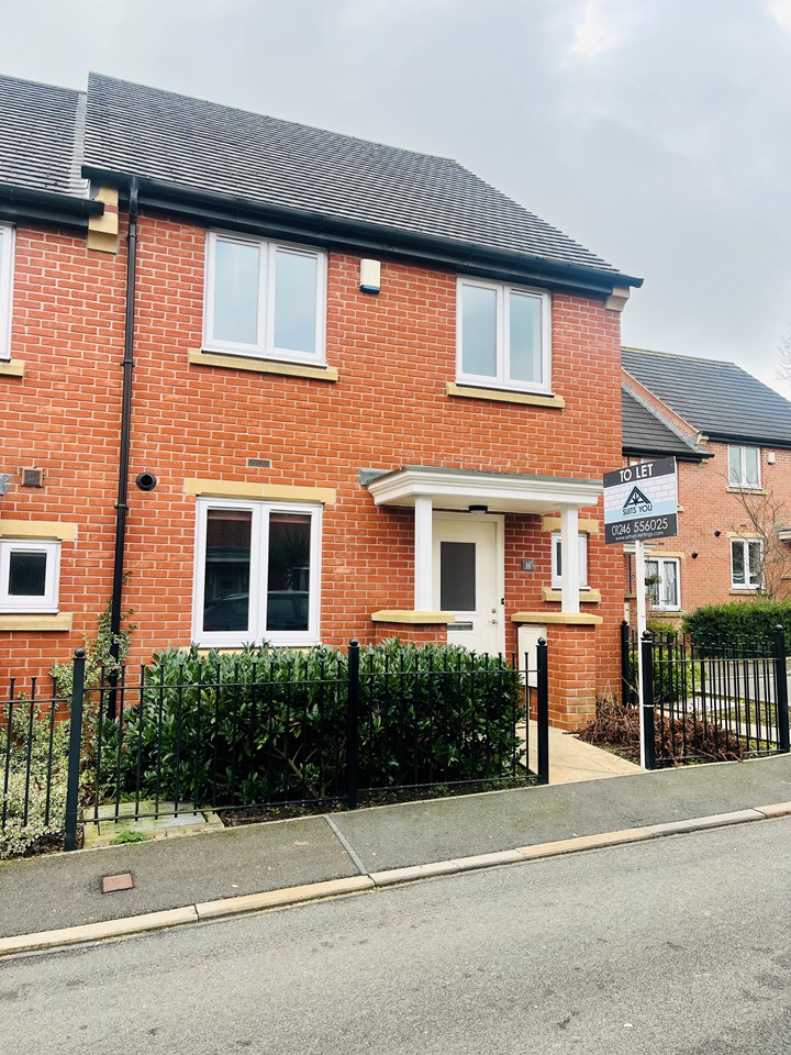 Smalley, Ilkeston 3 Bed SemiDetached House, Field Drive, DE7 To