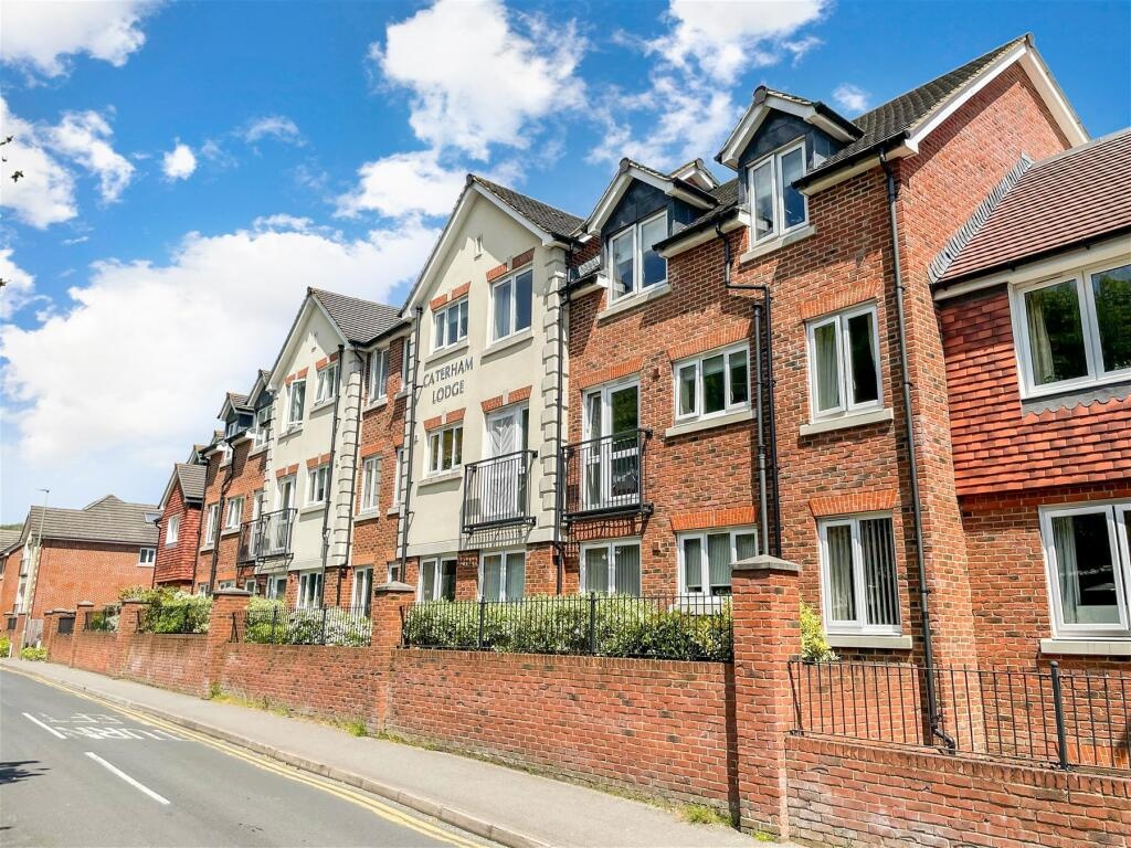 Caterham 1 Bed Flat, Caterham Lodge, CR3 To Rent Now for £1,150.00 p/m