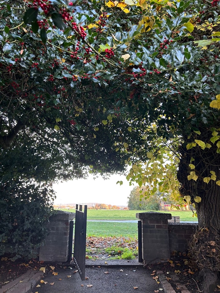 London 2 Bed Flat, Dartmouth Court, SE10 To Rent Now for £2,200.00 p/m