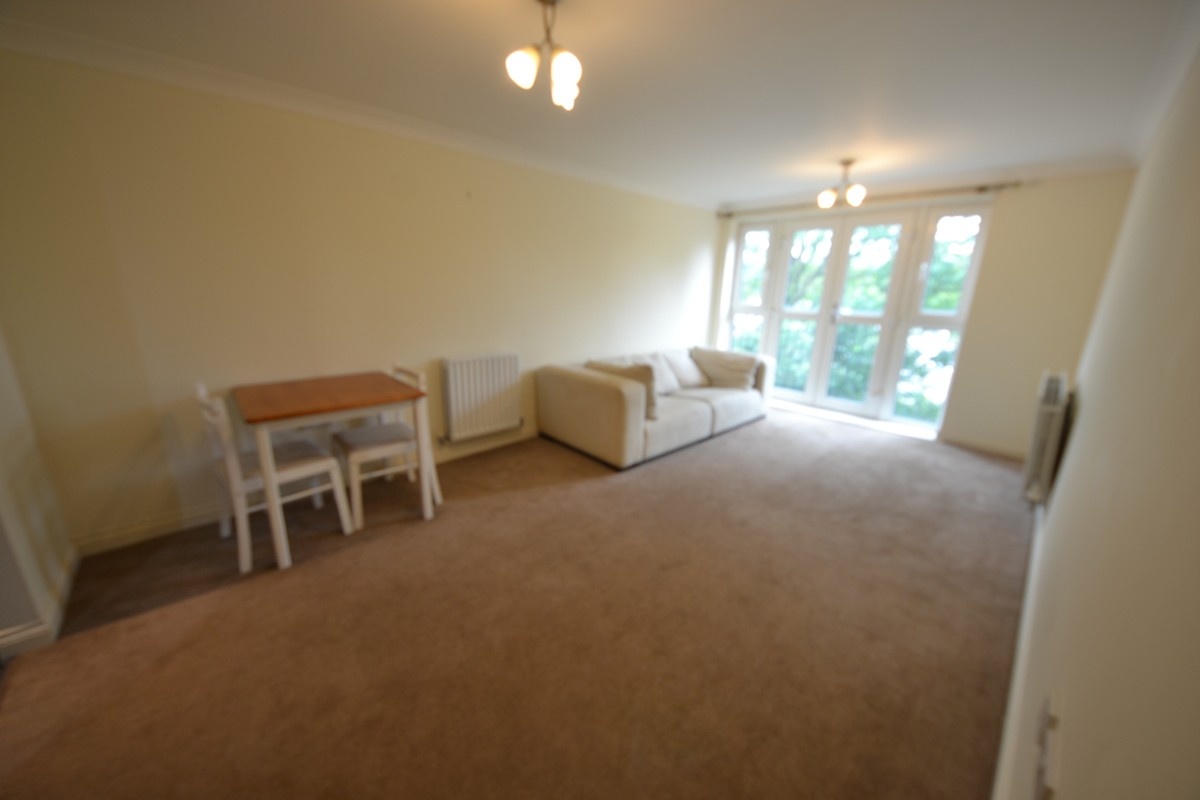 Southampton 1 Bed Flat, Portswood Road, SO17 To Rent Now for £895.