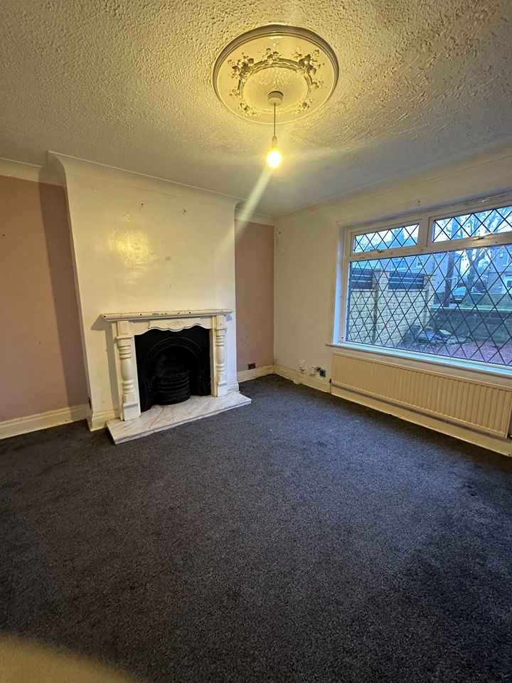 Bradford 3 Bed SemiDetached House, Pullan Avenue, BD2 To Rent Now