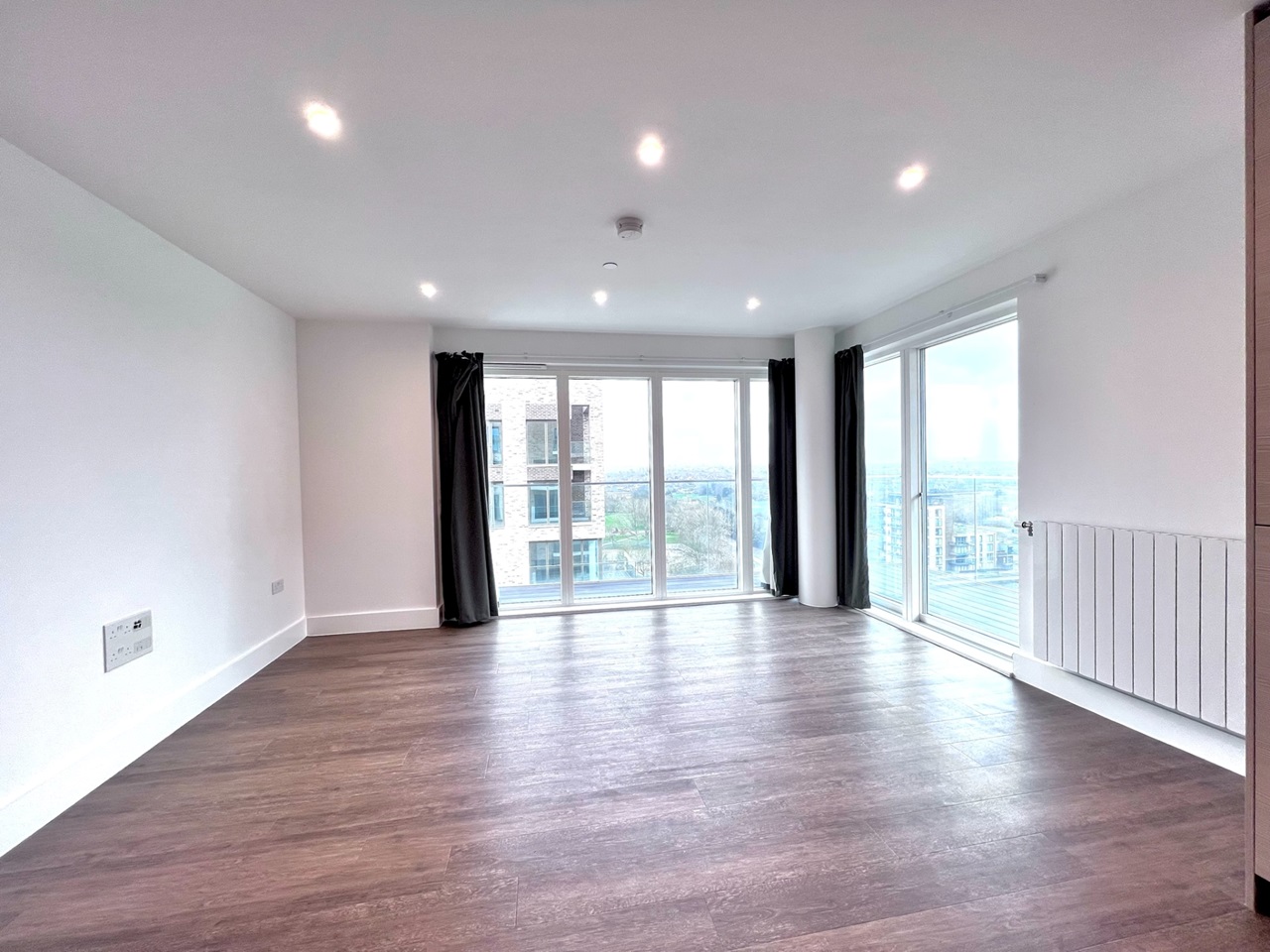 London 2 Bed Flat, Cobham House, SE3 To Rent Now for £2,195.00 p/m