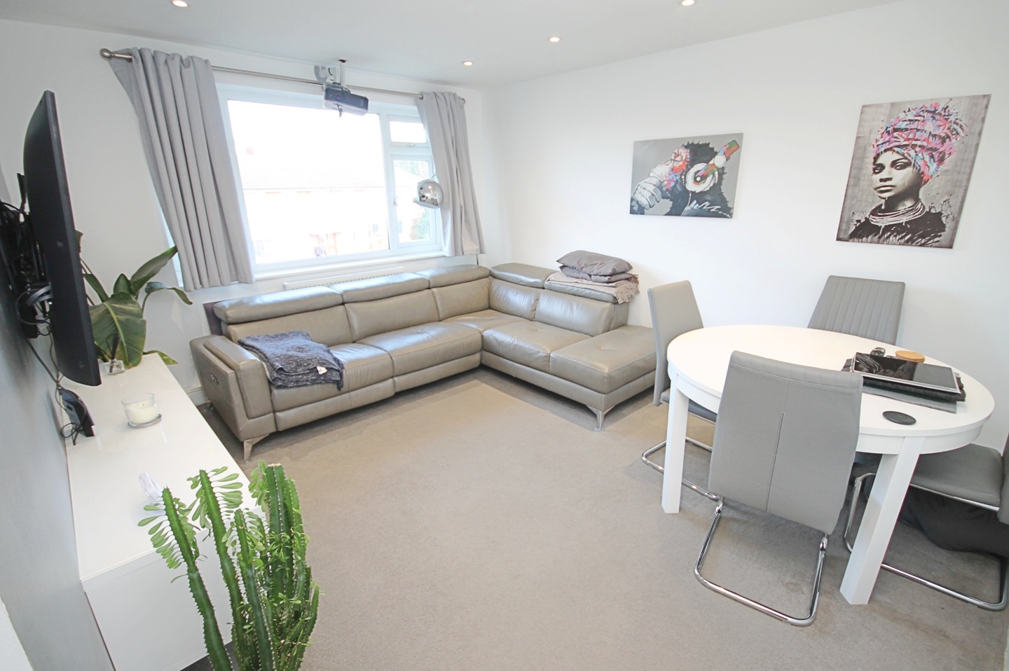 Harrow Weald 2 Bed Flat, Nicola Close, HA3 To Rent Now for £1,850.