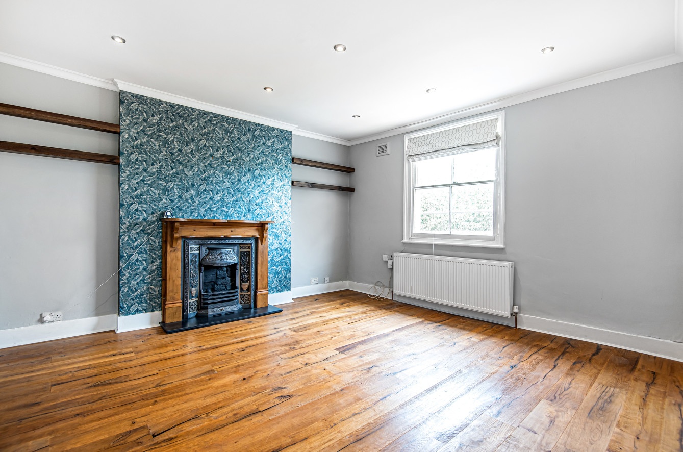 London 2 Bed Flat, Leyland Road, SE12 To Rent Now for £1,900.00 p/m