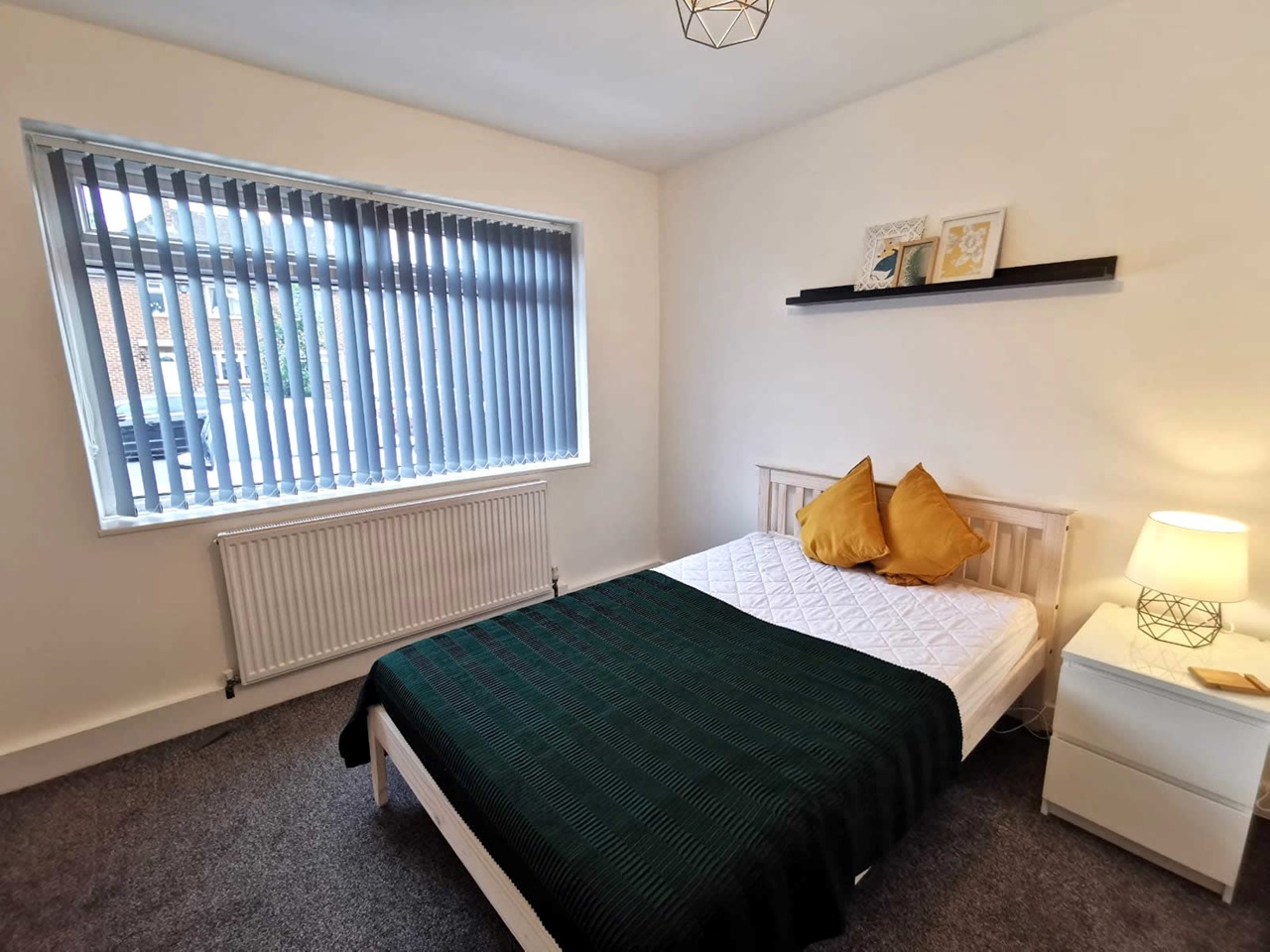 Solihull Room in a Shared House, Daylesford Road, B92 To Rent Now