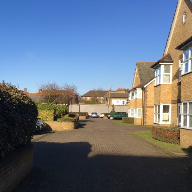 London 2 Bed Flat, Mortlake, SW14 To Rent Now for £1,800.00 p/m