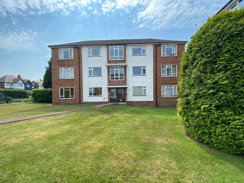 Four Oaks, Sutton Coldfield 2 Bed Flat, Balfour Court, B74 To Rent