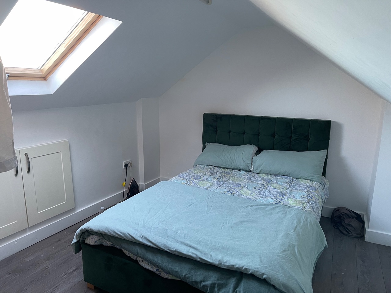 Walthamstow Room in a Shared Flat, Forest Road, E17 To Rent Now for £900.00 p/m