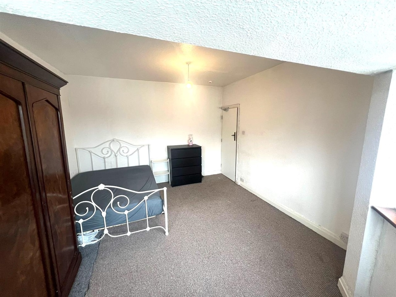 Wembley Room in a Shared House, St. Michaels Avenue, HA9 To Rent