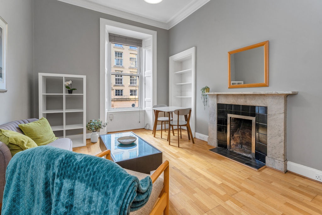 Edinburgh 2 Bed Flat, Valleyfield Street, EH3 To Rent Now for £