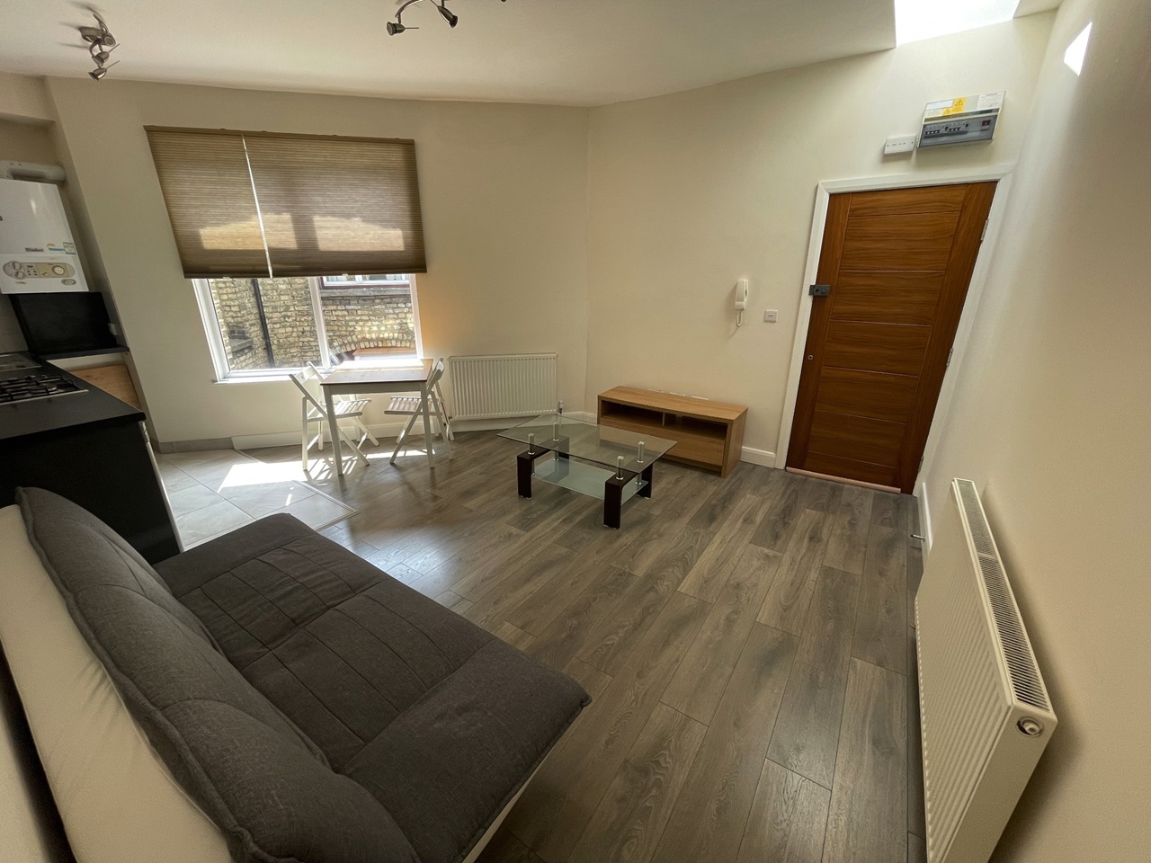 London 1 Bed Flat, Muswell Hill Broadway, N10 To Rent Now for £1,450.00 p/m