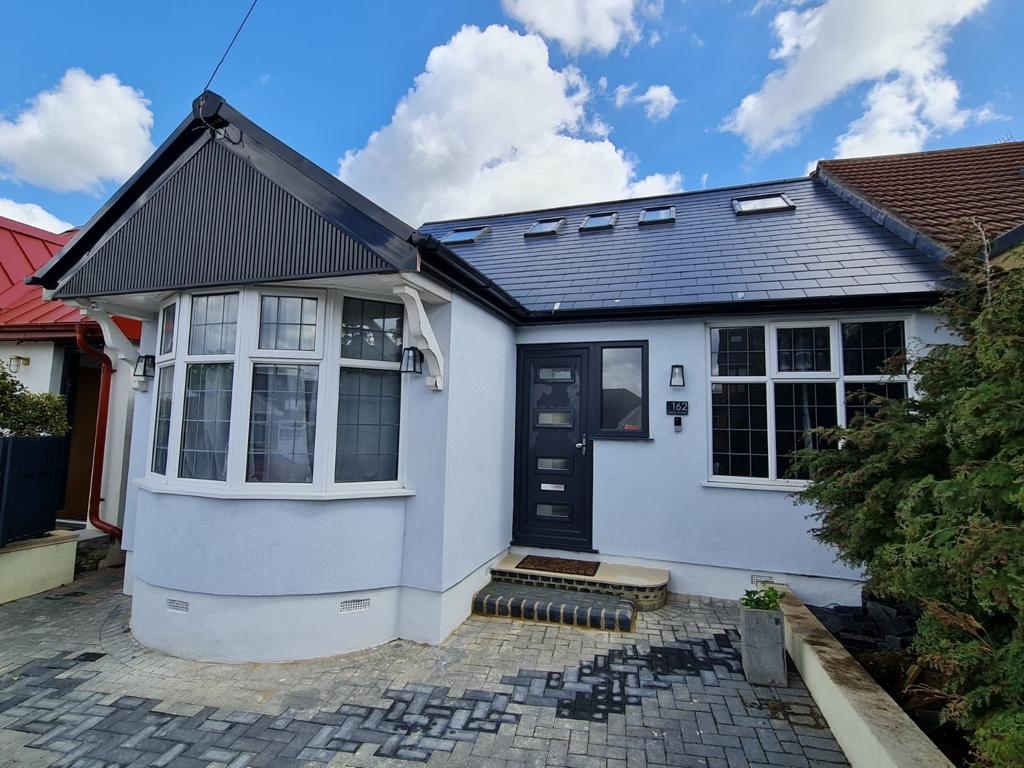 Ilford Room in a Shared House, Rushden Gardens, IG5 To Rent Now for