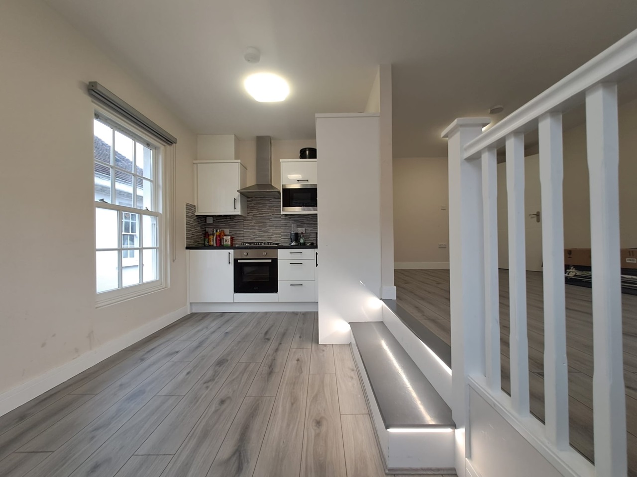 Godalming 2 Bed Flat, Angel Court, GU7 To Rent Now for £1,295.00 p/m