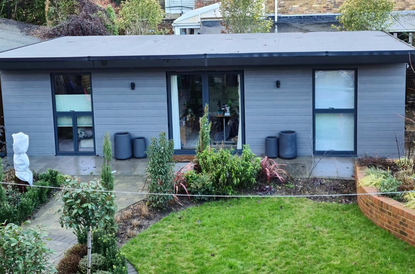 Farnham Studio Flat, Green Lane, GU9 To Rent Now for £950.00 p/m