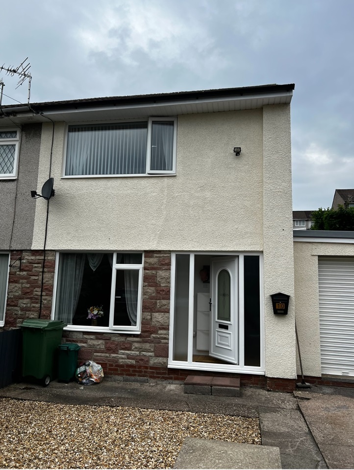 Beddau, Pontypridd 2 Bed SemiDetached House, Heol Seward, CF38 To