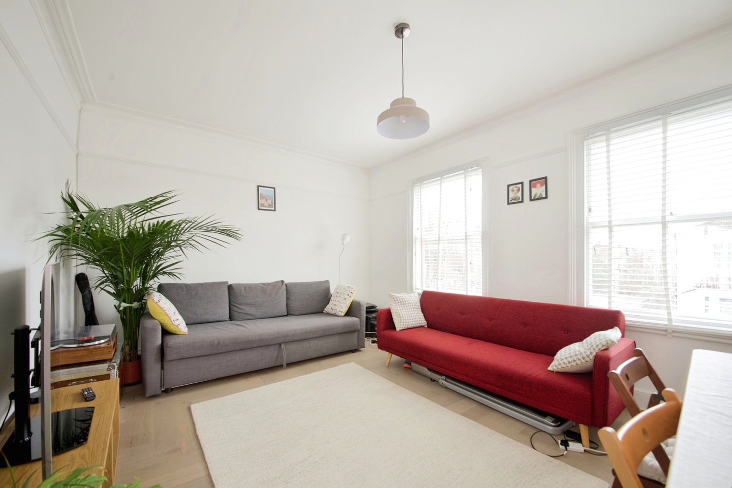 London 1 Bed Flat, Goring Road, N11 To Rent Now for £1,600.00 p/m