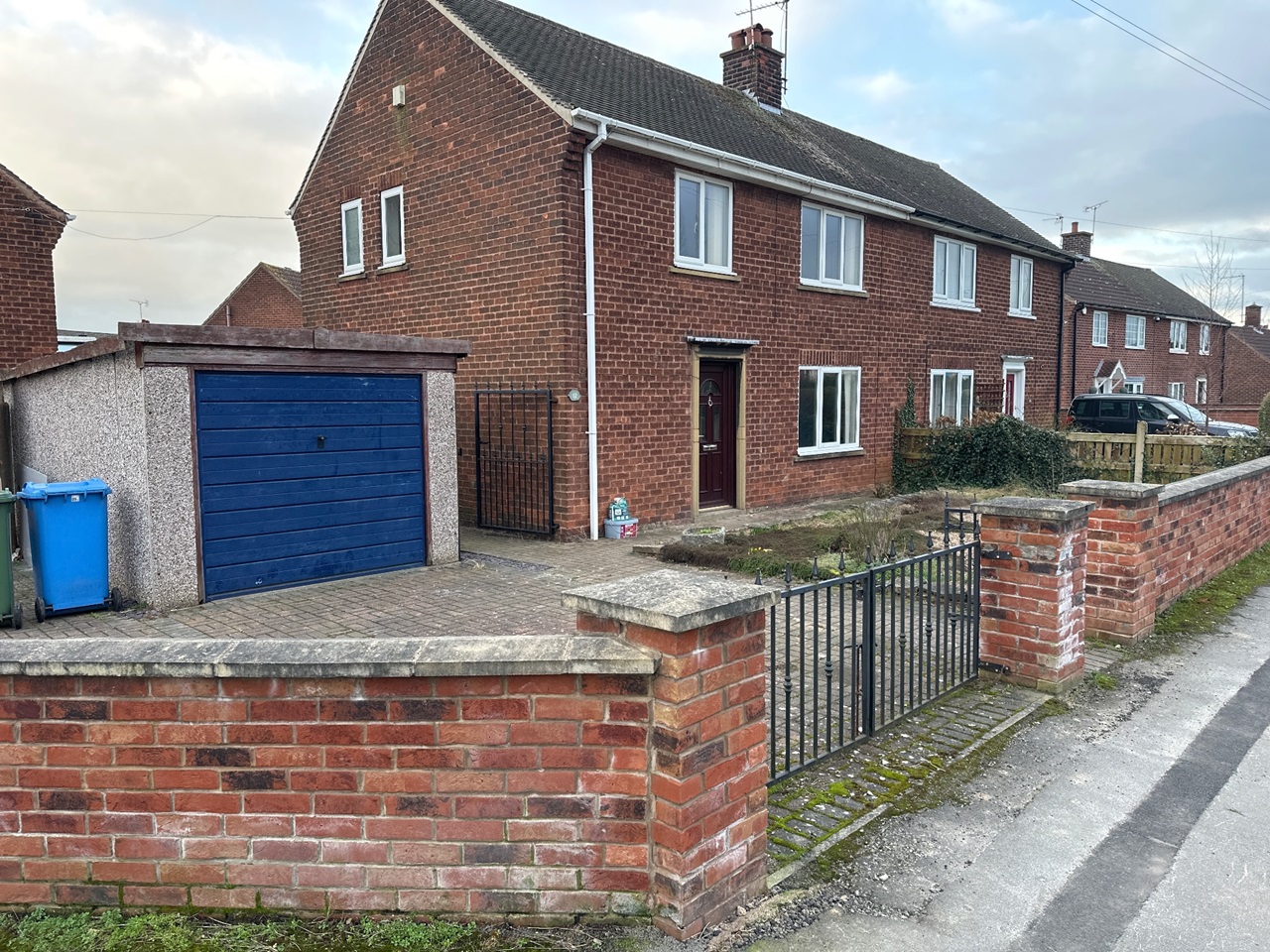 Worksop 3 Bed SemiDetached House, Dadley Road, S81 To Rent Now for