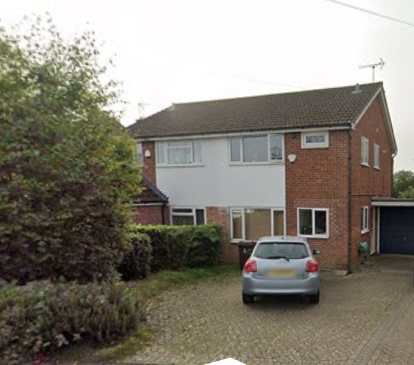 Spencers Wood, Reading 3 Bed SemiDetached House, Orchard Close, RG7