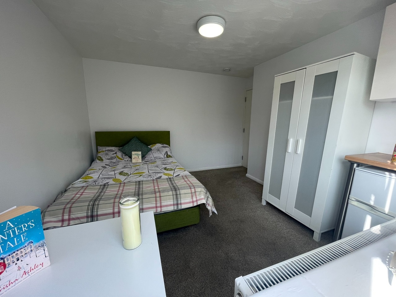 Corby Room in a Shared House, Sheffield Walk, NN18 To Rent Now for