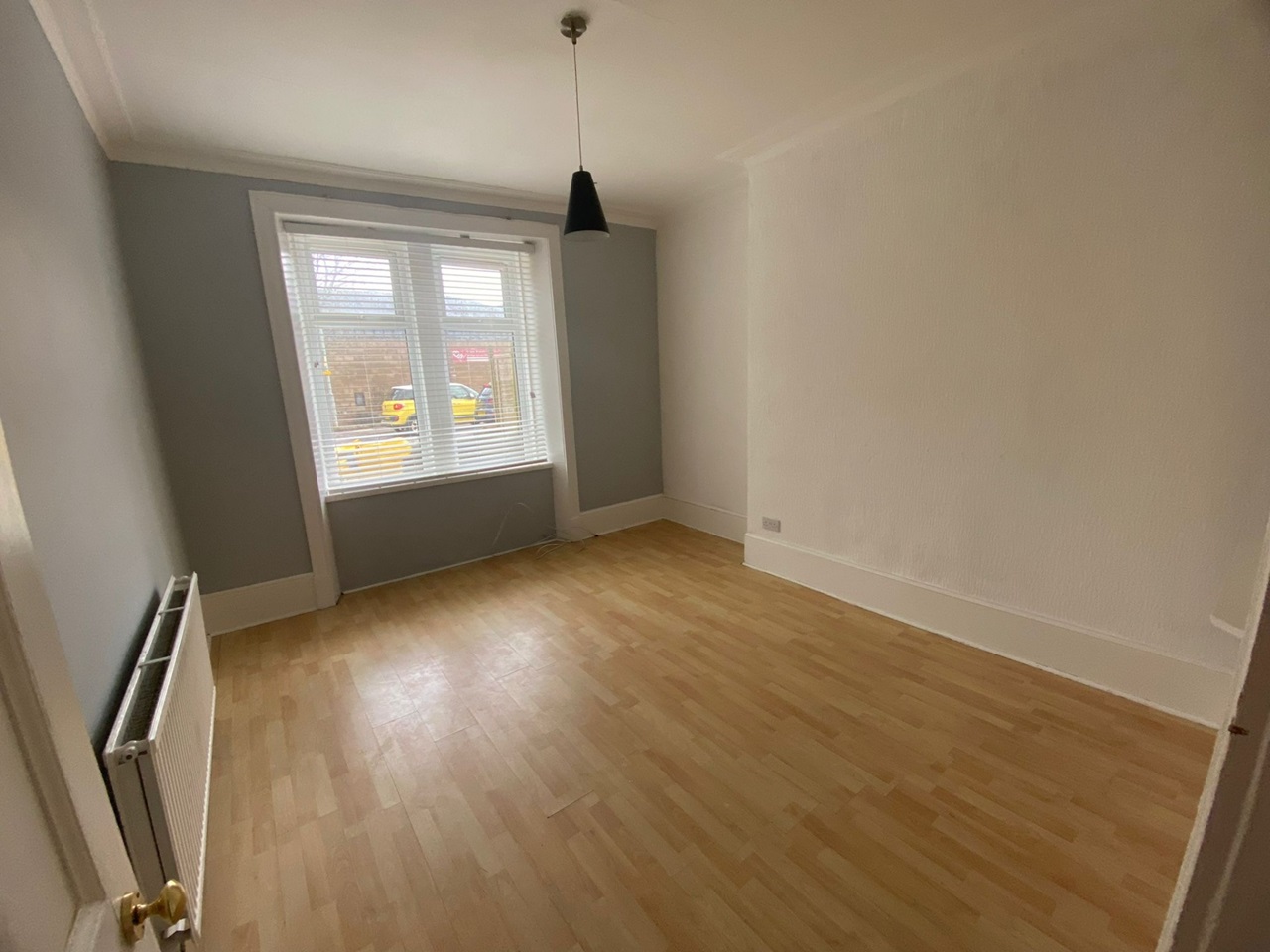 Kilwinning 2 Bed Flat, Dalry Road, KA13 To Rent Now for £450.00 p/m