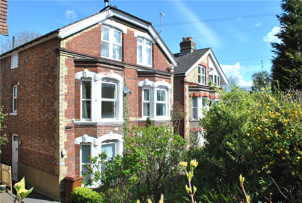 Tunbridge Wells Studio Flat, Tunbridge Wells, TN1 To Rent Now for £