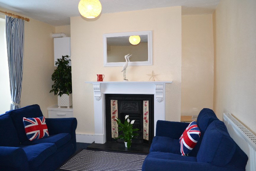 Falmouth 4 Bed Terraced House On Railway Cottages Tr11 To