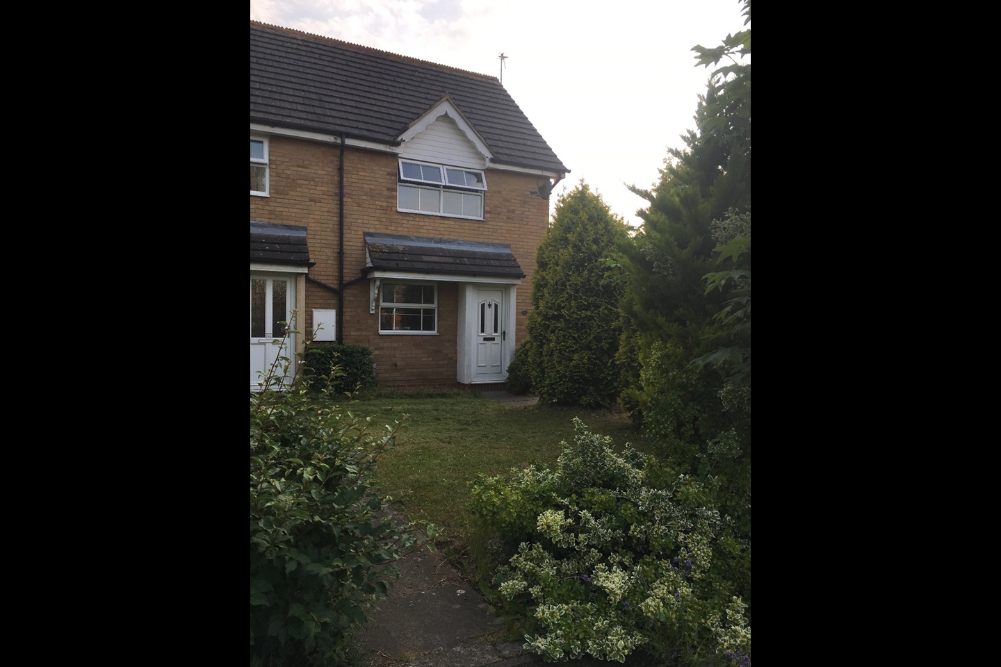 Aylesbury 2 Bed SemiDetached House, Rye Close, HP21 To Rent Now