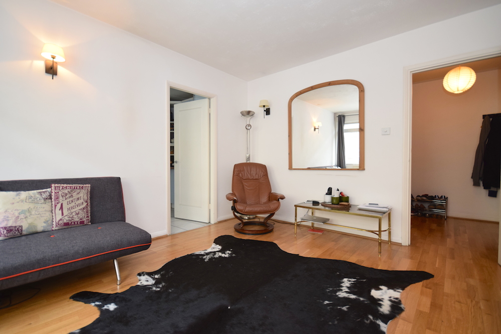 London 1 Bed Flat, Elm Park Gardens, SW10 To Rent Now for £2,300.00 p/m