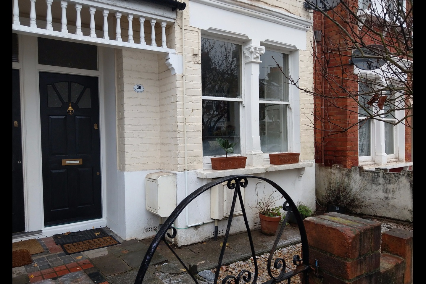 London 2 Bed Flat, Trentham Street, SW18 To Rent Now for £1,540.00 p/m