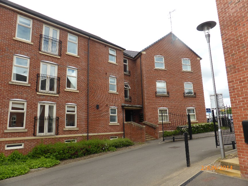 Sheffield 2 Bed Flat, Woodseats, S8 To Rent Now for £795.00 p/m