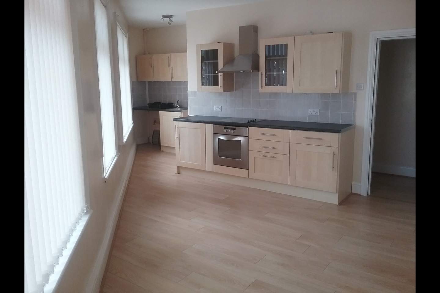 Rotherham 2 Bed Flat Wickersley Road S60 To Rent Now For