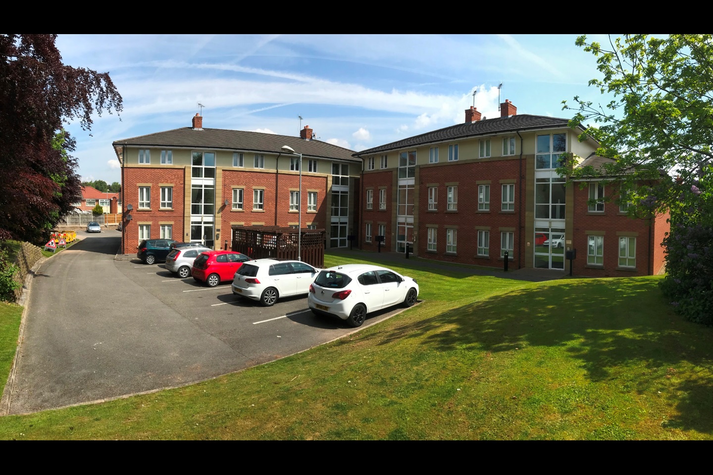 Prenton 2 Bed Flat, Mayfair Court, CH43 To Rent Now for £700.00 p/m