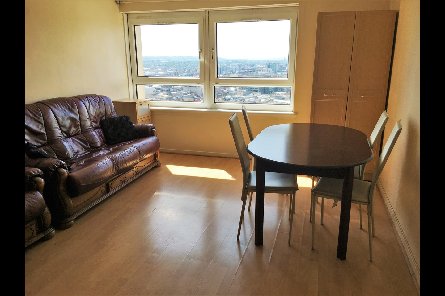 Glasgow 2 Bed Flat, Grafton Place, G1 To Rent Now for £1,500.00 p/m