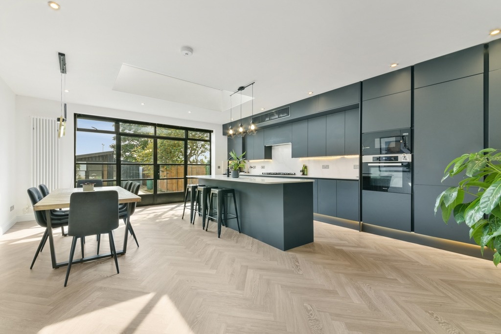 Wimbledon, London 4 Bed Terraced House, Salisbury Gardens, SW19 To