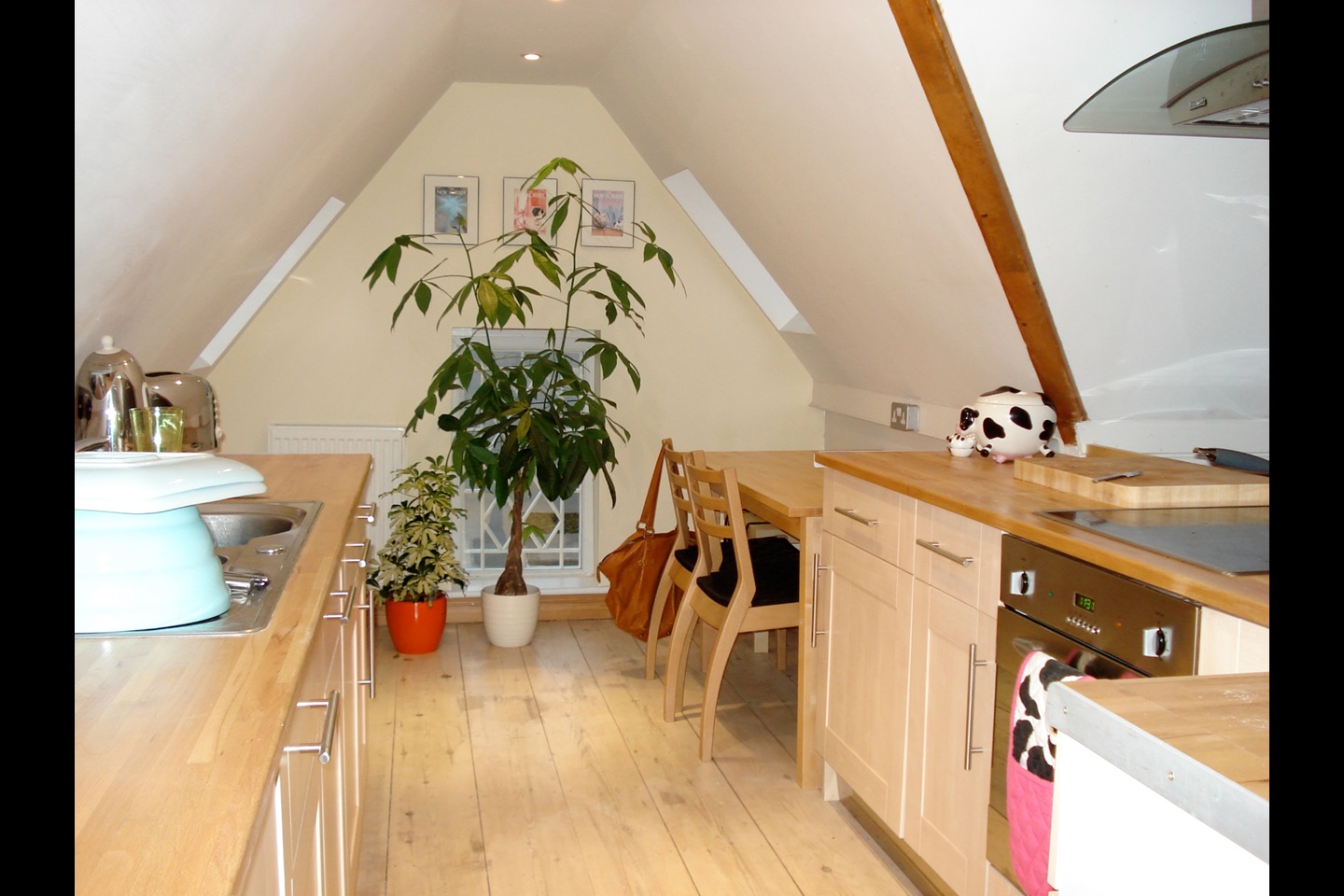 Birmingham 1 Bed Flat Bottle Cottages B17 To Rent Now For