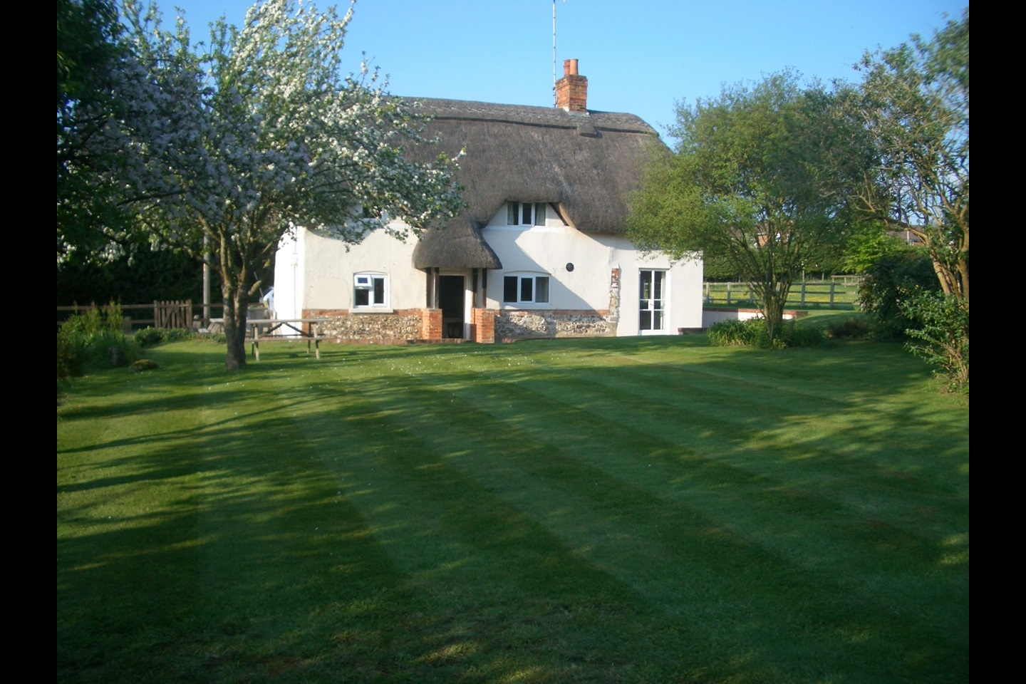 Great Durnford Salisbury 4 Bed Detached House Orchard Cottage
