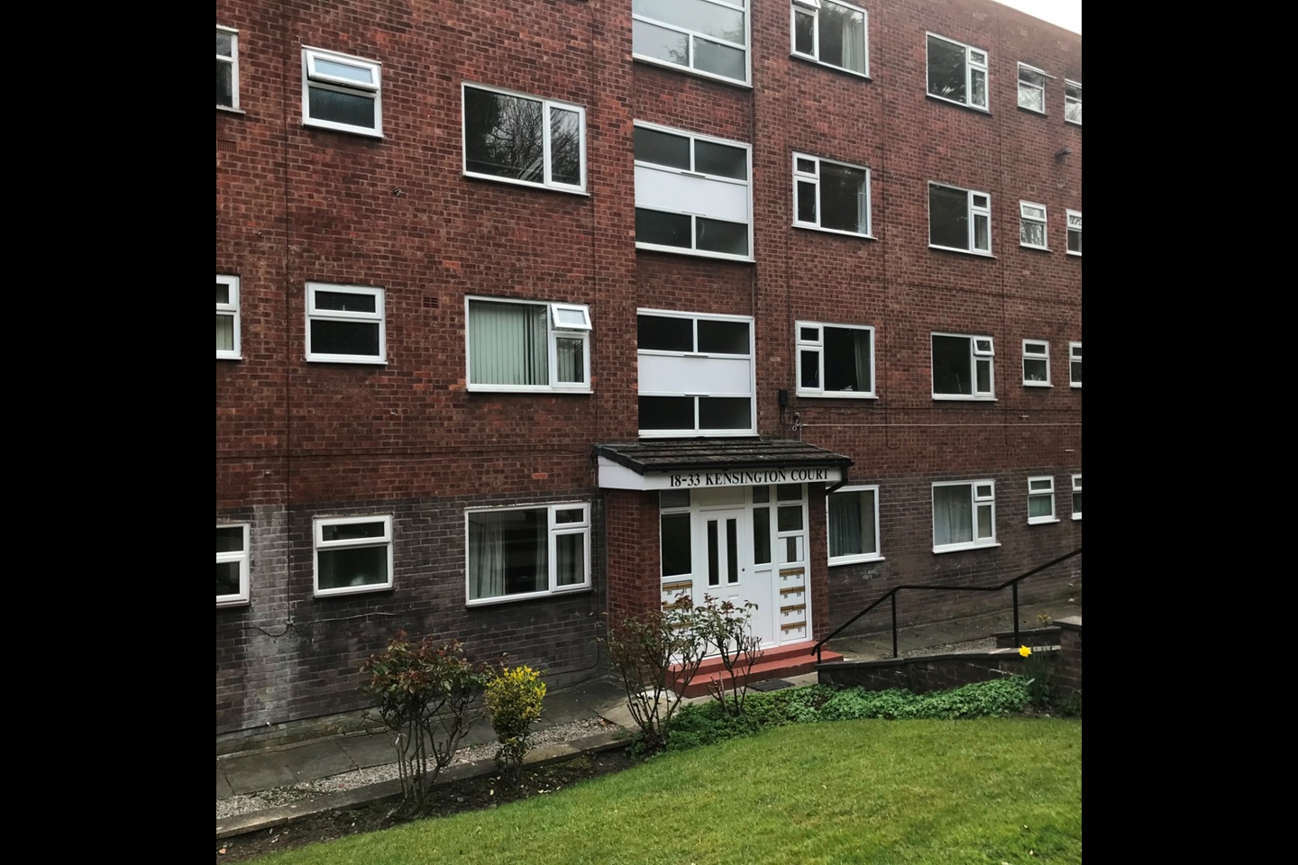 Salford 2 Bed Flat, Bury New Road, M7 To Rent Now for £650.00 p/m