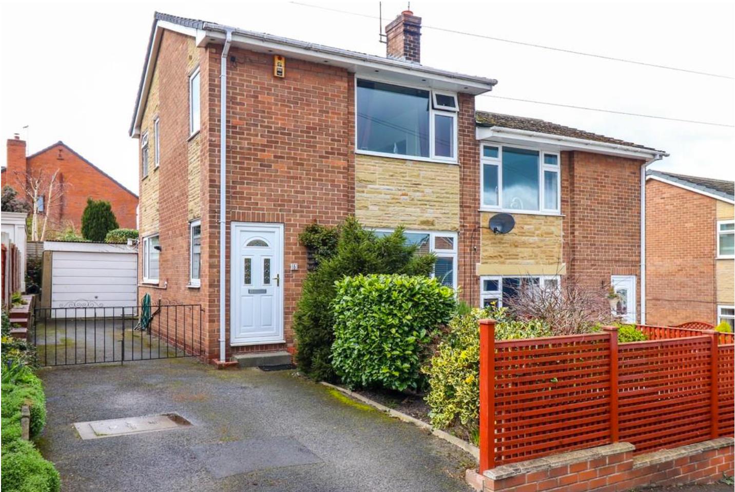 Horbury, Wakefield 3 Bed SemiDetached House, Hall Cliffe Grove, WF4