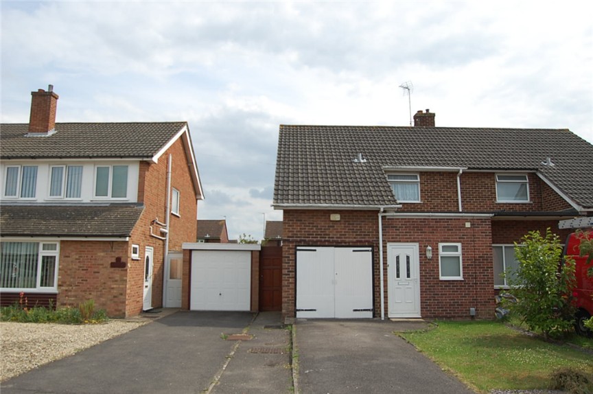 Abingdon 3 Bed SemiDetached House, Parsons Mead, OX14 To Rent Now