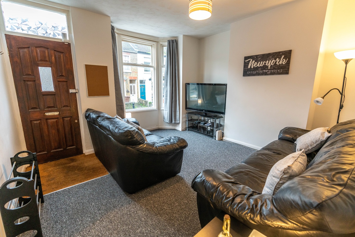 Rochester Room in a Shared House, Rochester Avenue, ME1 To Rent Now