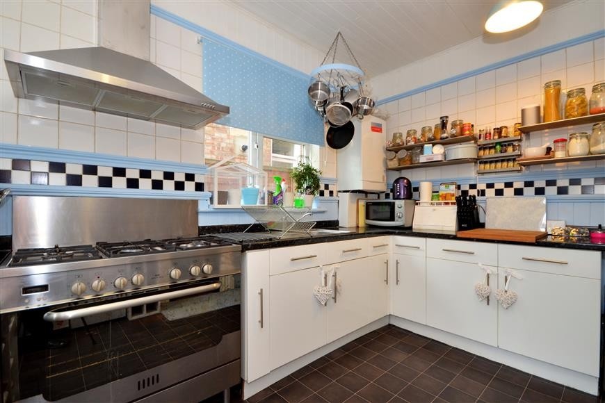 London 2 Bed Flat, Katherine Road, E7 To Rent Now for £1,750.00 p/m