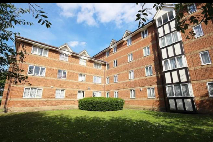 Erith 1 Bed Flat, Neptune Walk, DA8 To Rent Now for £1,100.00 p/m