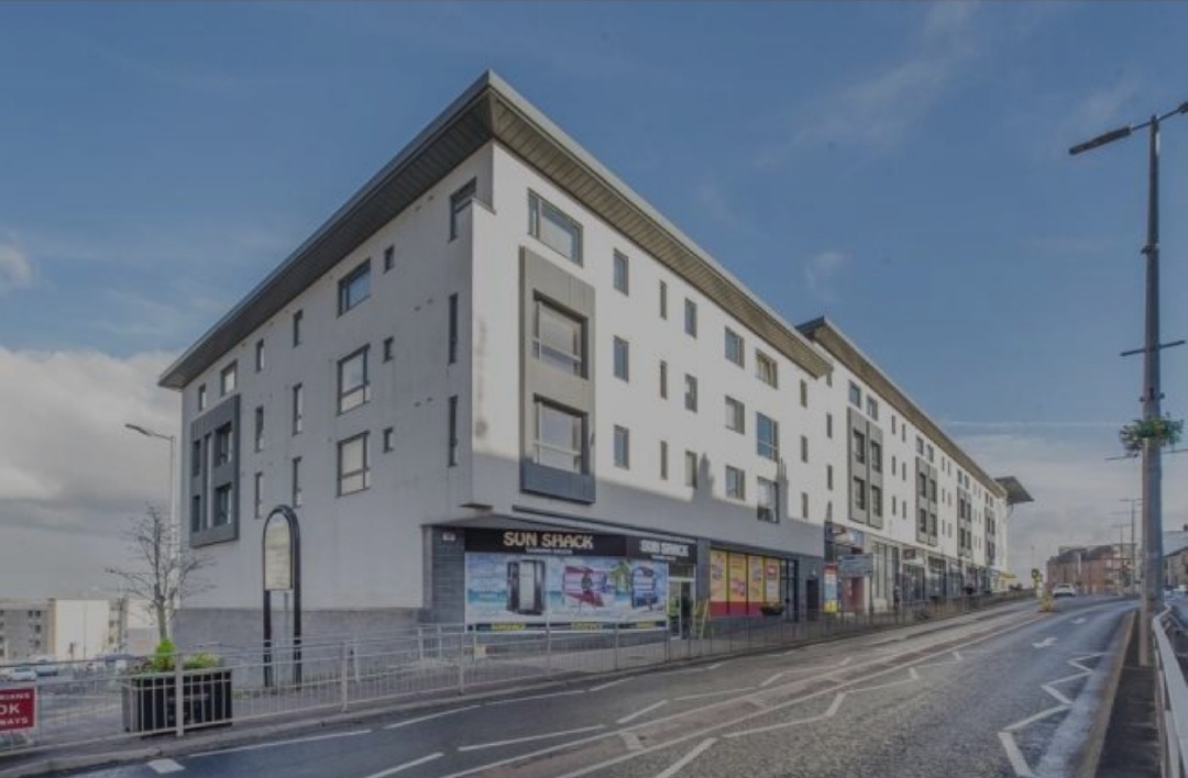 Cambuslang, Glasgow 2 Bed Flat, Main Street, G72 To Rent Now for £