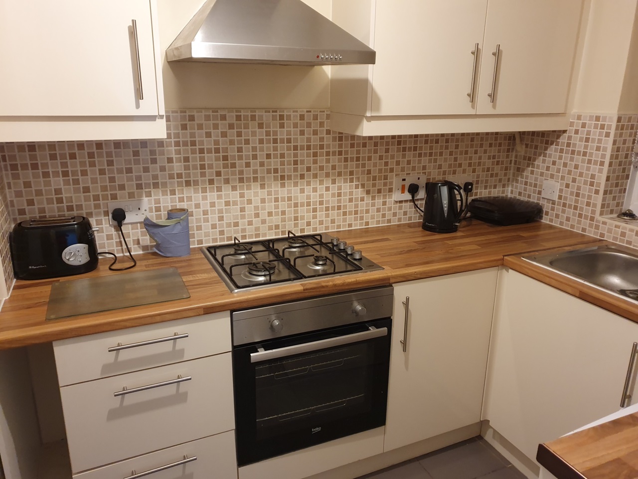 Darlaston 2 Bed Terraced House, Mill Street, WS10 To Rent Now for £