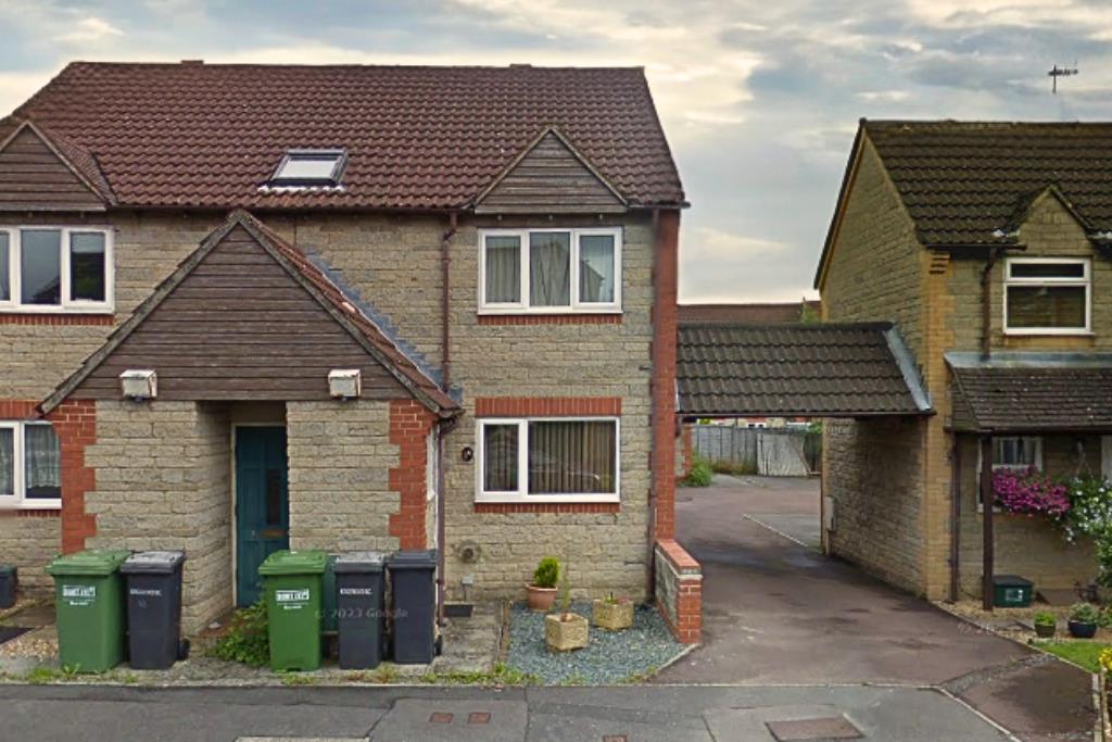 Bristol 1 Bed Flat, Warmley, BS30 To Rent Now for £875.00 p/m