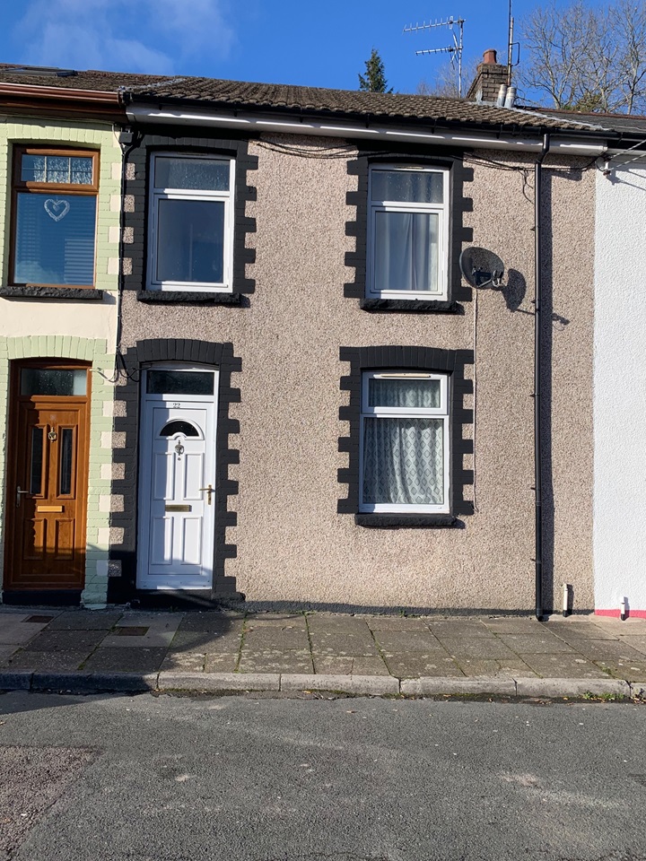 Wattstown, Porth 3 Bed Terraced House, Hillside Terrace, CF39 To