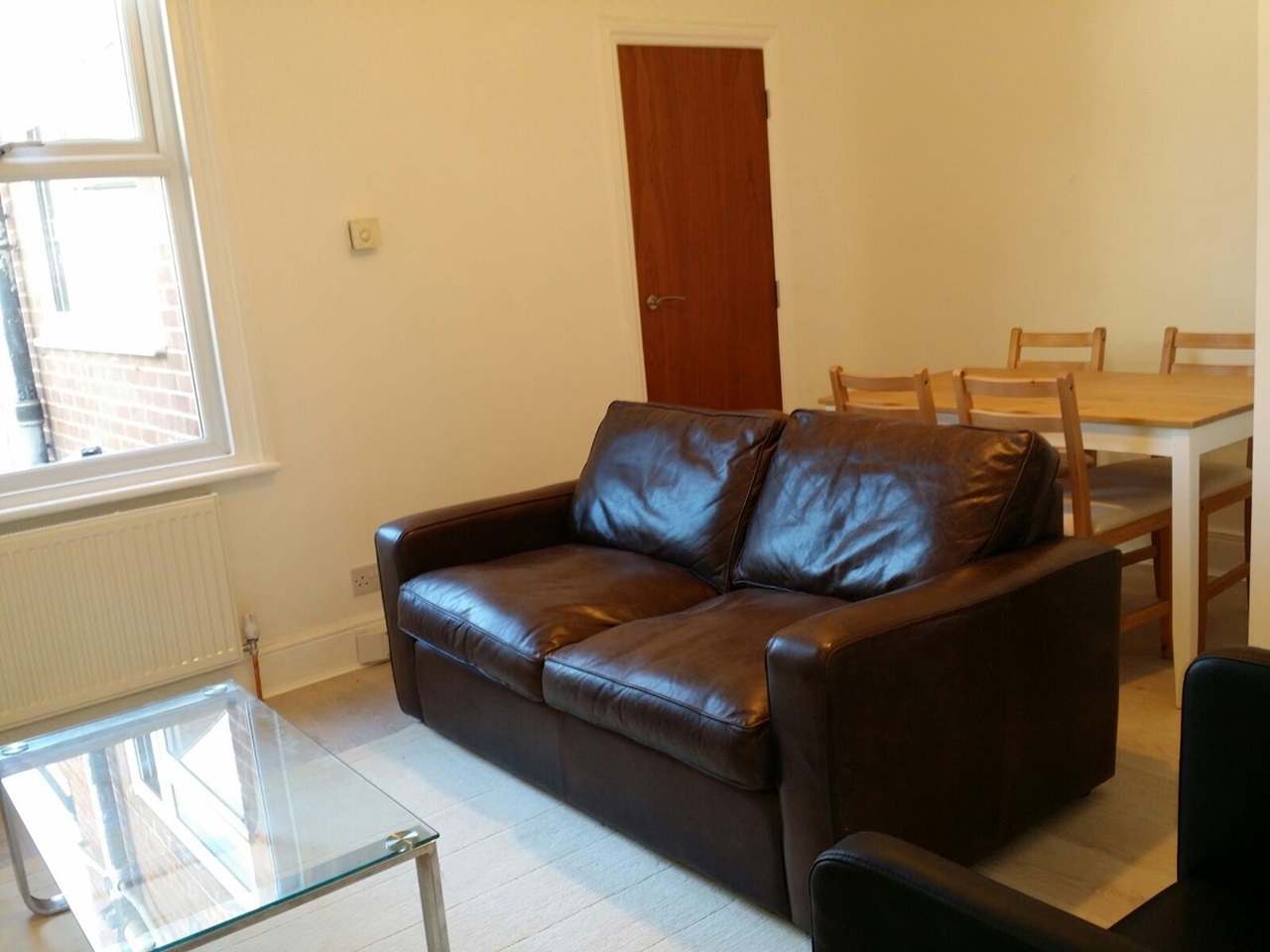 Reading 1 Bed Flat, Bedford Road, RG1 To Rent Now for £1,100.00 p/m
