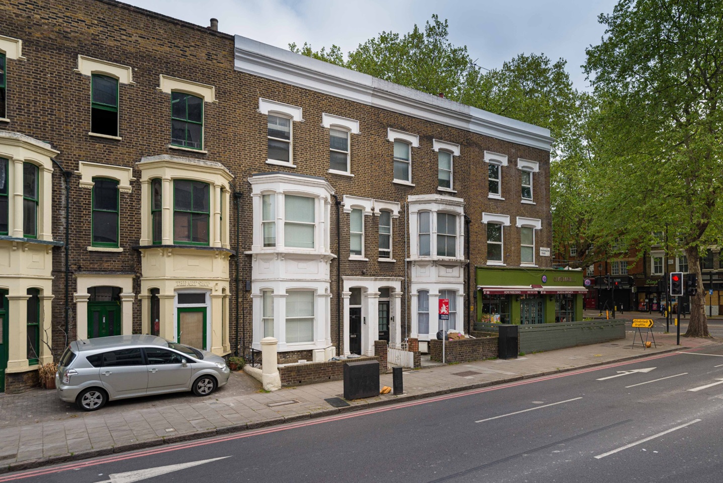 London 2 Bed Flat, Farringdon Road, EC1R To Rent Now for £2,550.00 p/m
